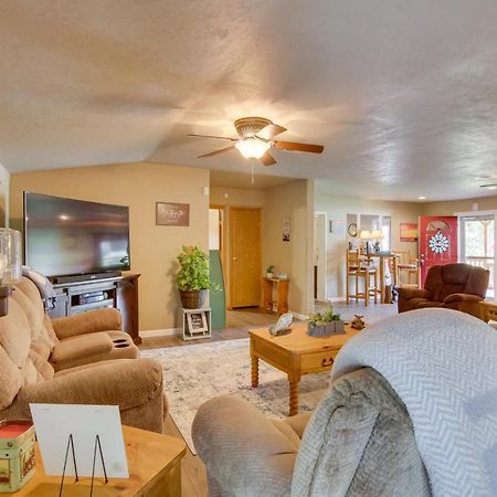 Cozy Lake Eufaula Hideaway With Fire Pit And Hot Tub! Экстерьер фото