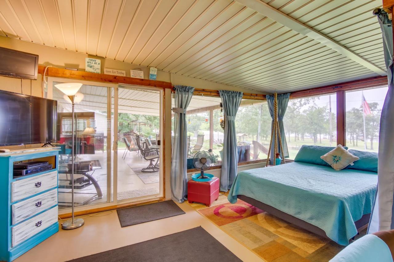 Cozy Lake Eufaula Hideaway With Fire Pit And Hot Tub! Экстерьер фото